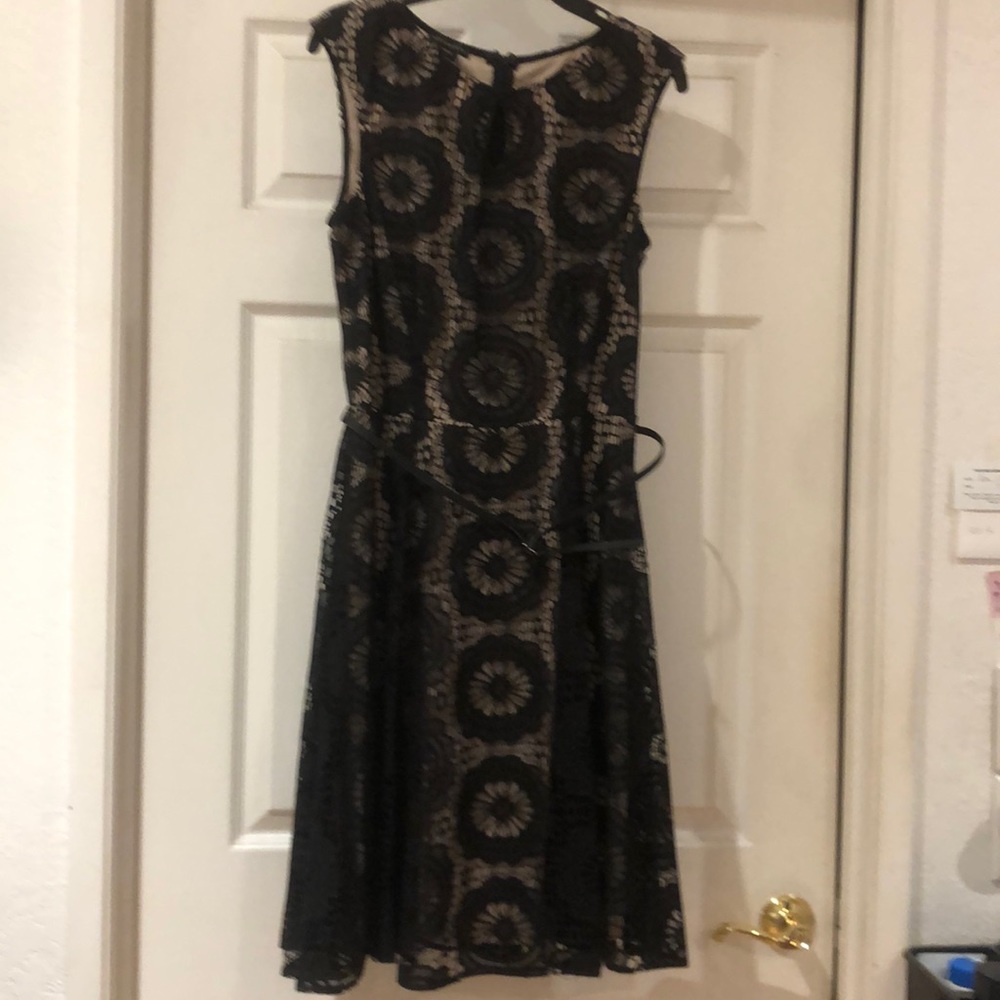 Sleeveless dress